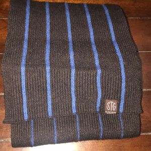 STG St. George by Duffer men’s scarf, EUC.